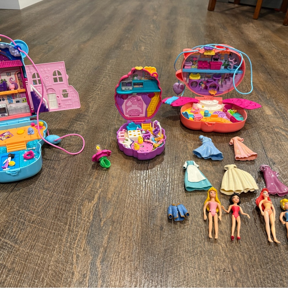 Polly pocket lot